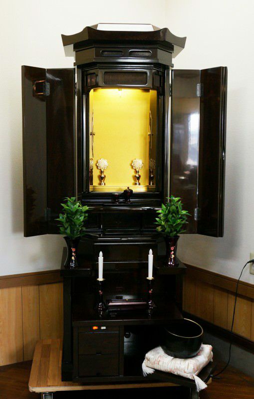 創価学会仏壇 中古 伝統厨子型仏壇収納経机付 old345 | 桜梅桃李.com
