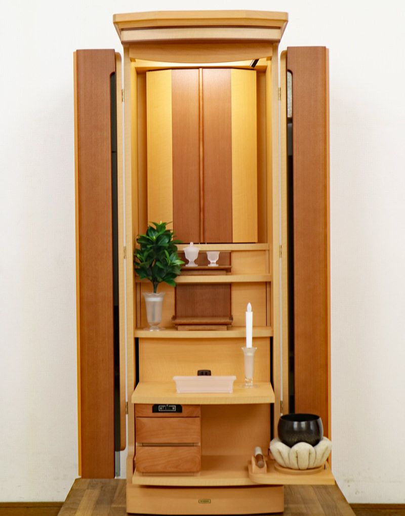 お仏壇 家具調仏壇 高級仏壇 時代仏具 年代感 現状お渡し